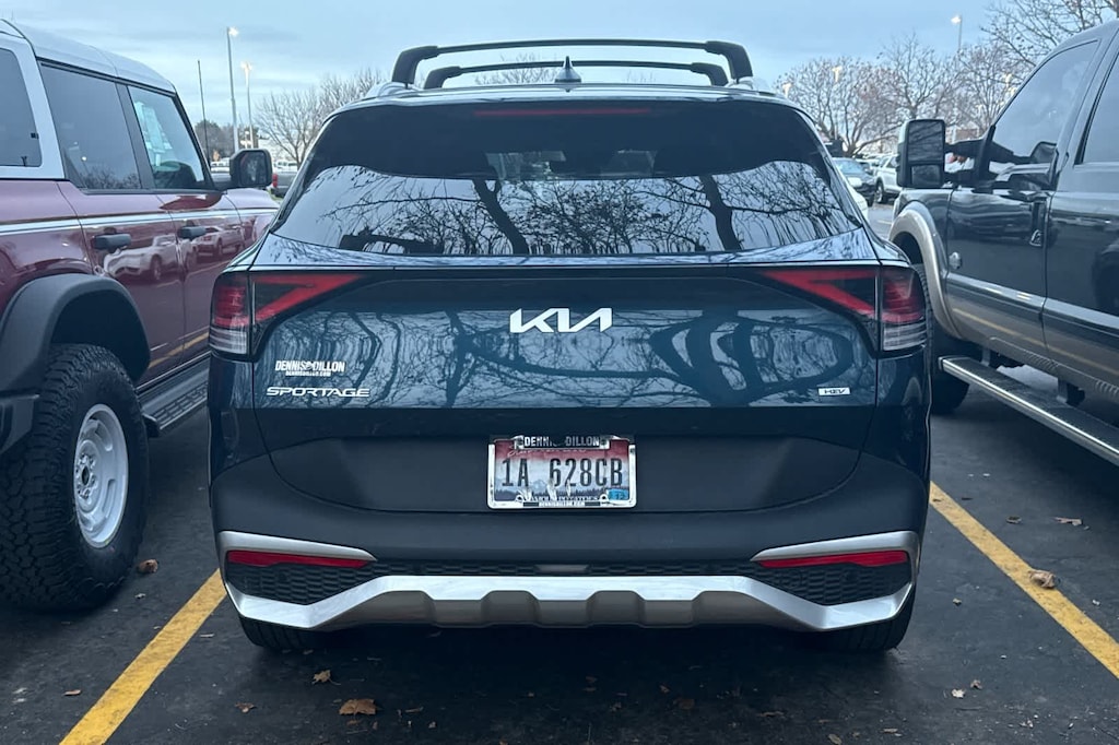 Used 2023 Kia Sportage Hybrid EX SUV