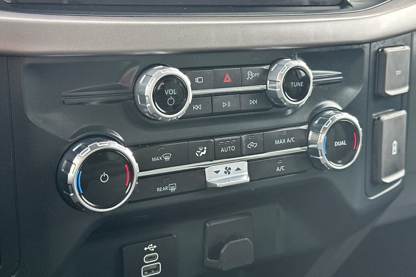 Thumbnail: 2025 Ford F-150 - 19