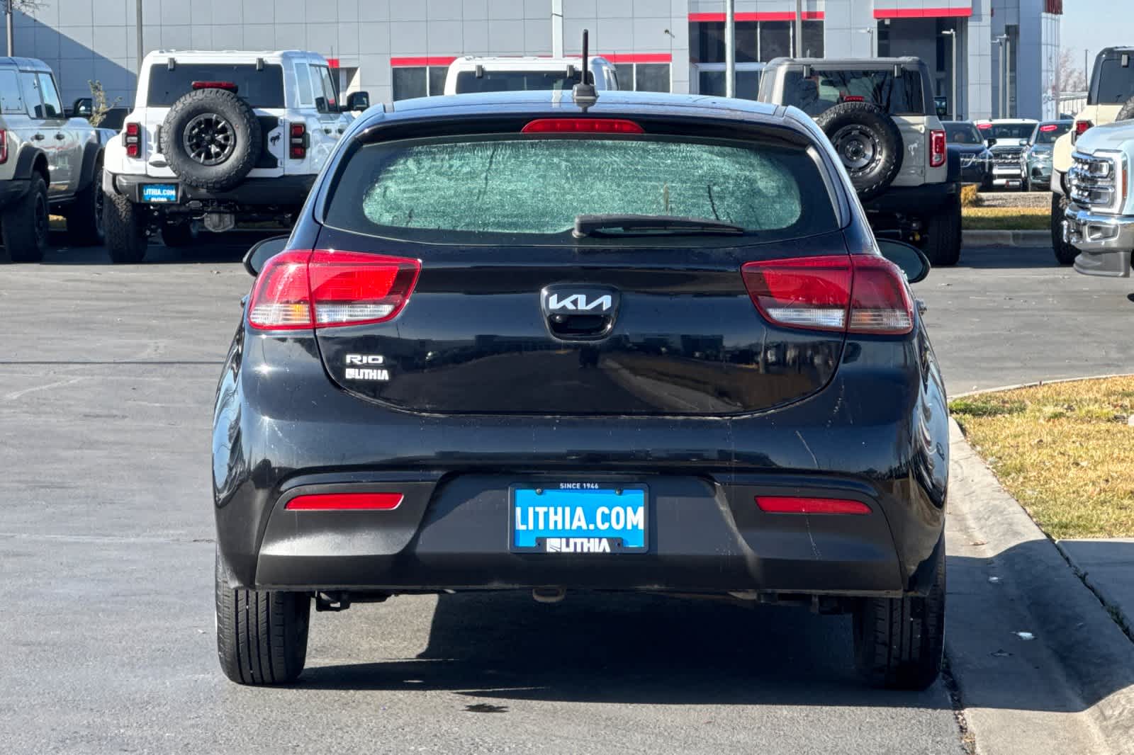 Thumbnail: 2022 Kia Rio - 7