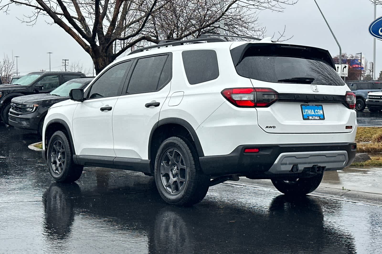 Thumbnail: 2023 Honda Pilot - 6