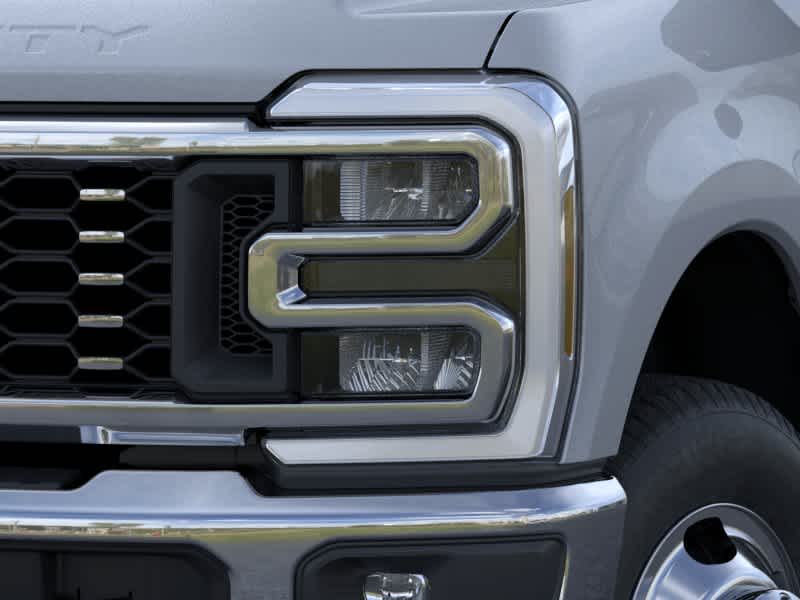 Thumbnail: 2026 Ford F-350 - 18