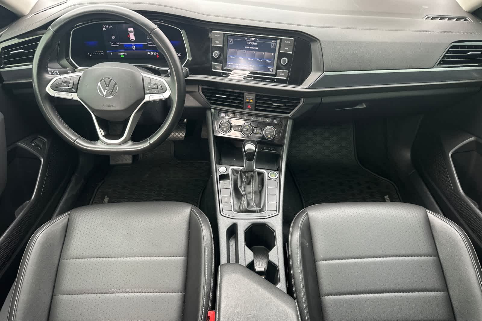 Thumbnail: 2022 Volkswagen Jetta - 3