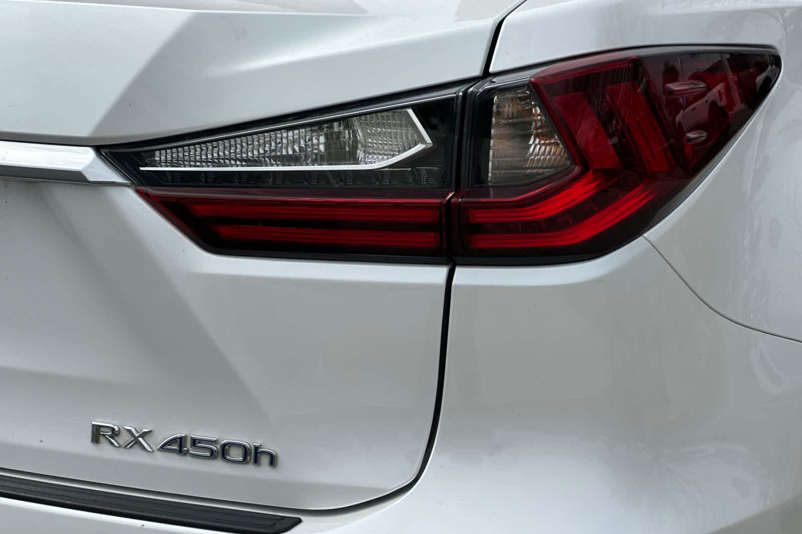 Thumbnail: 2022 Lexus RX - 28