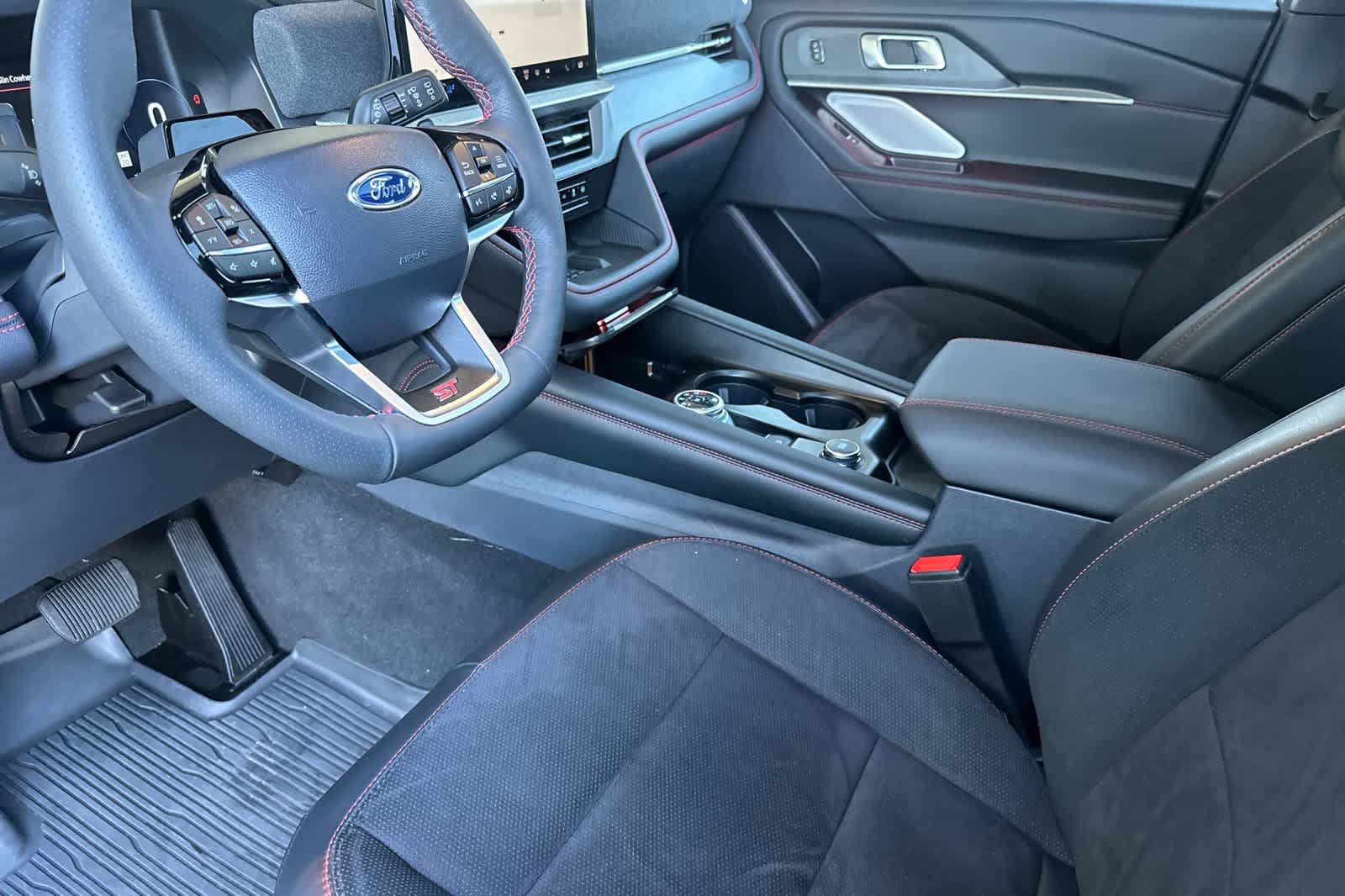 Thumbnail: 2025 Ford Explorer - 11