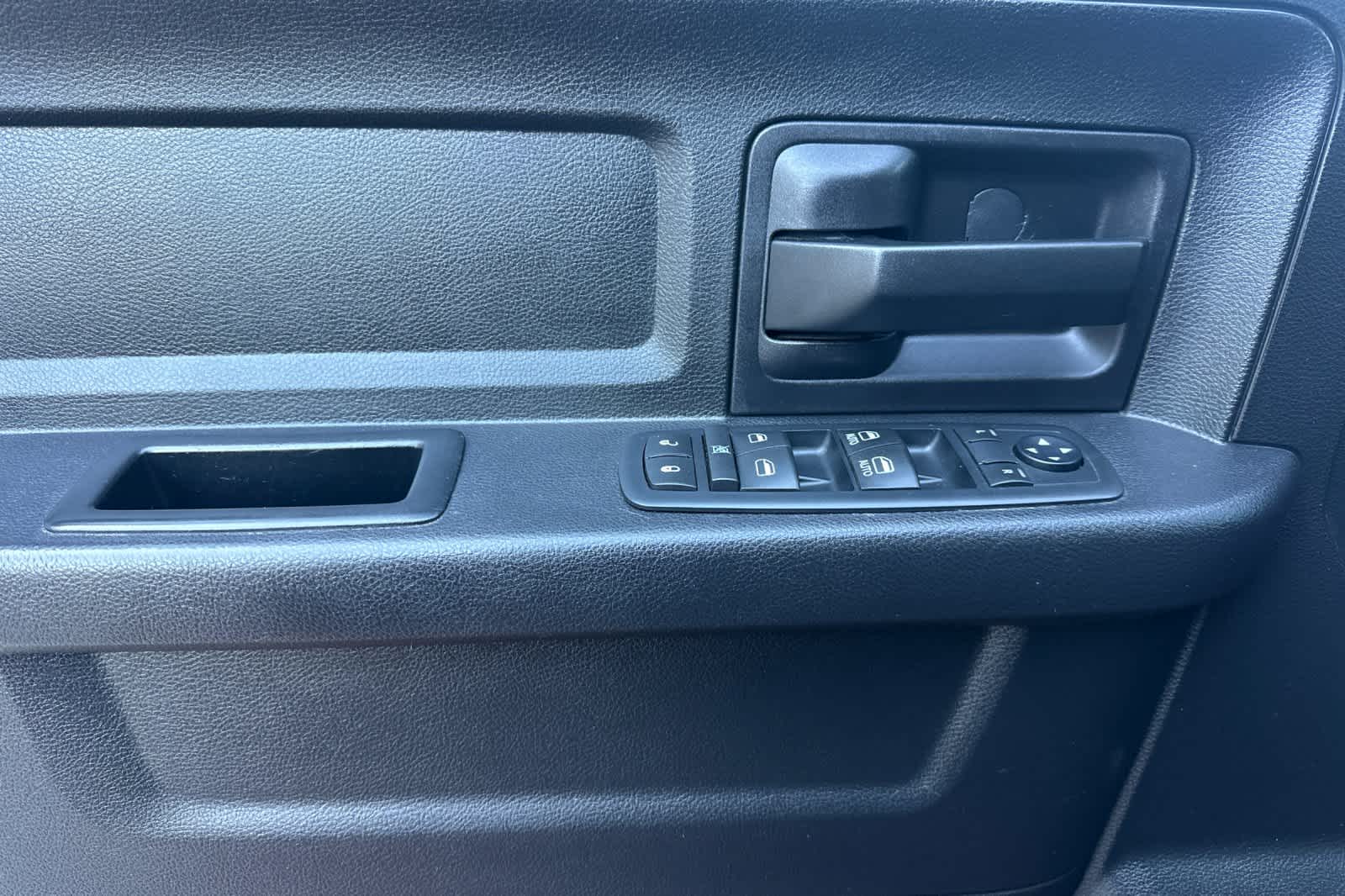 Thumbnail: 2016 RAM 3500 - 12