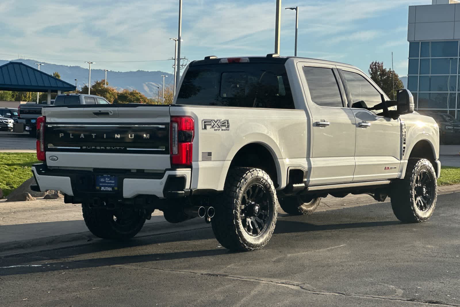 2024 Ford F-350 photo 2