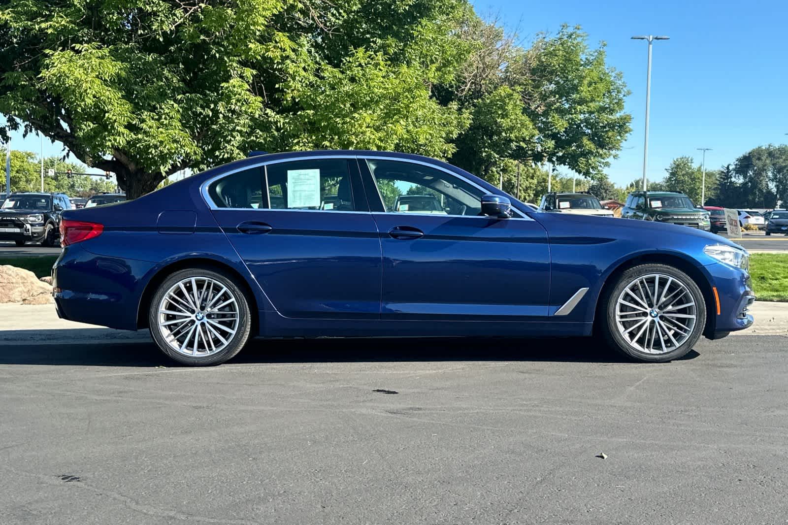 Thumbnail: 2020 BMW 5 Series - 8