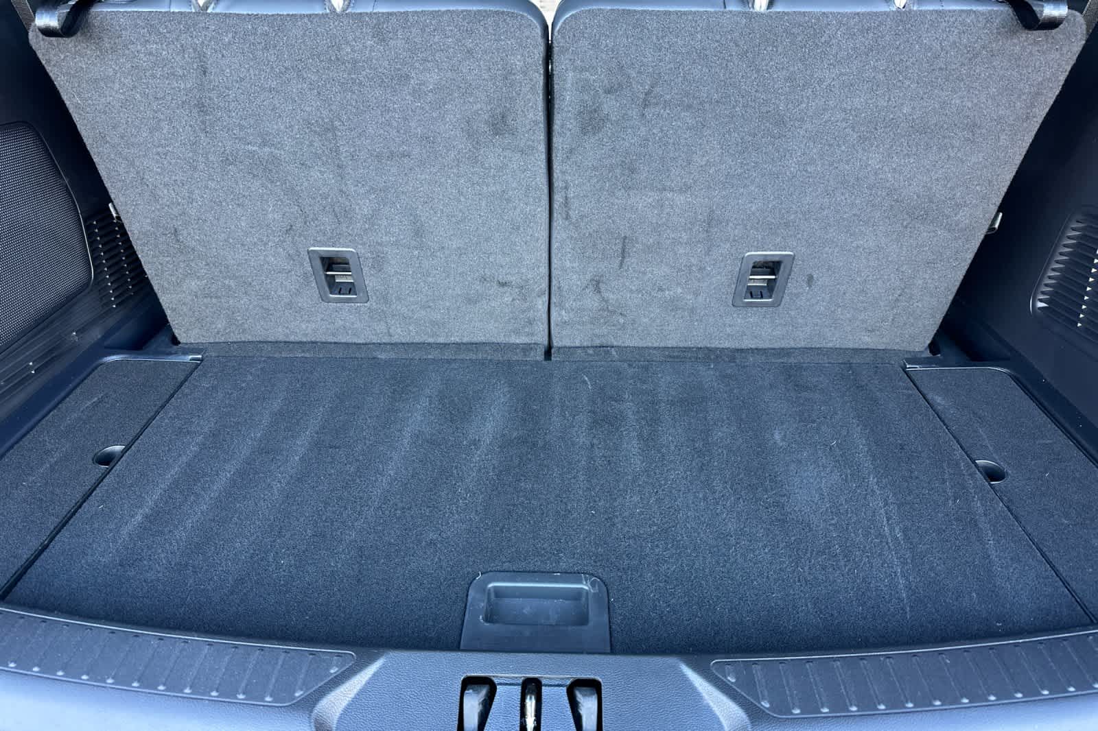 Thumbnail: 2025 Ford Explorer - 16