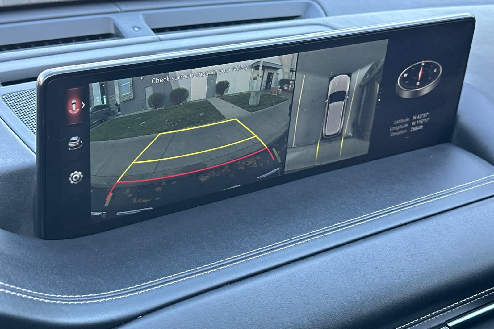 Thumbnail: 2021 Genesis GV80 - 20