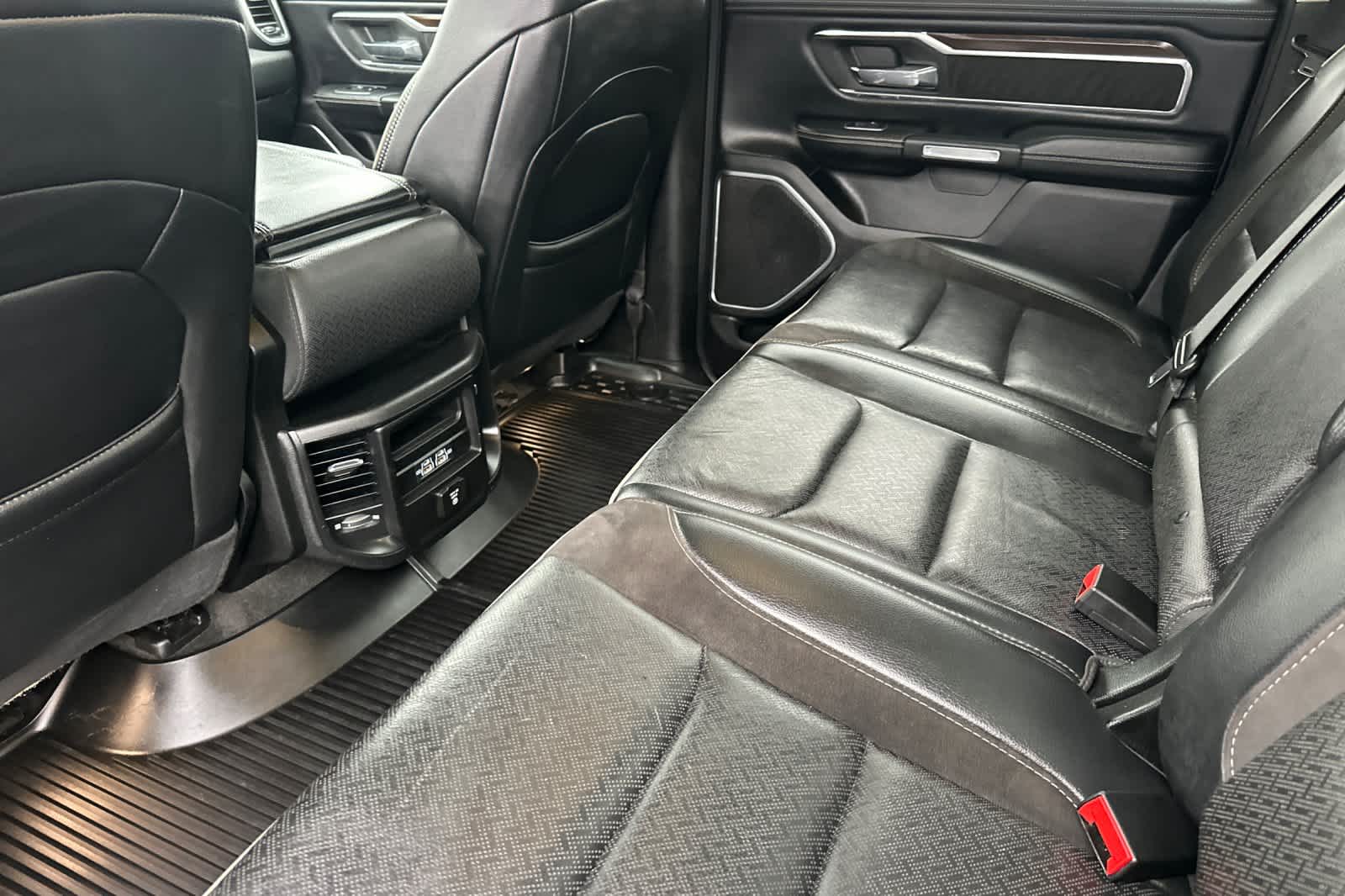 Thumbnail: 2022 RAM 1500 - 4