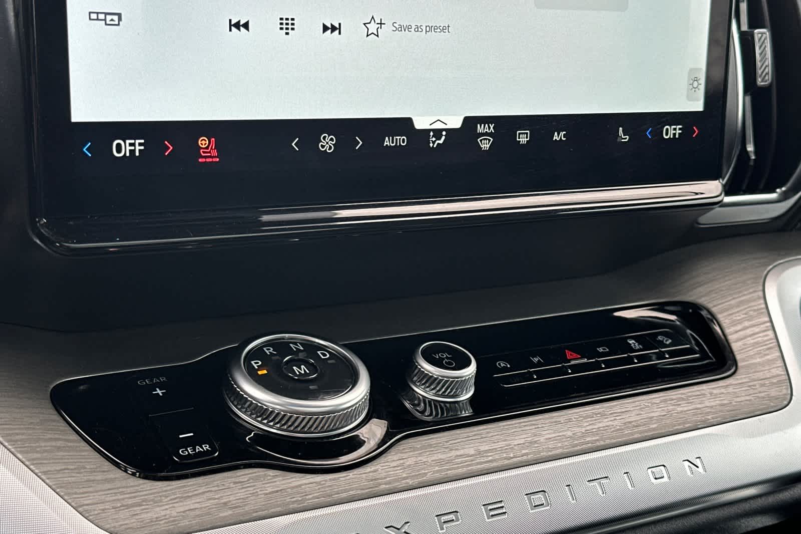 Thumbnail: 2025 Ford Expedition MAX - 22