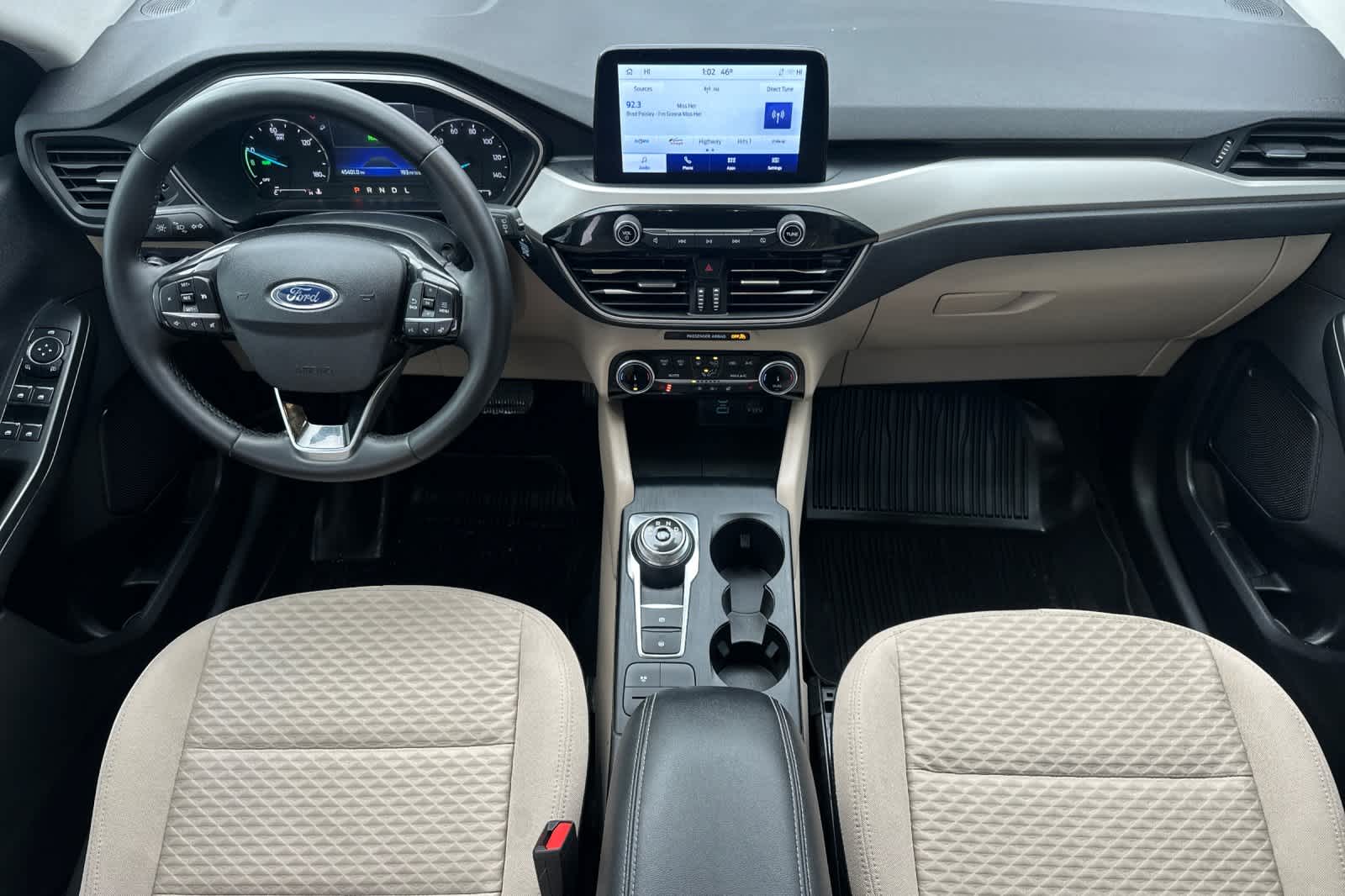 2022 Ford Escape SE Hybrid photo 2
