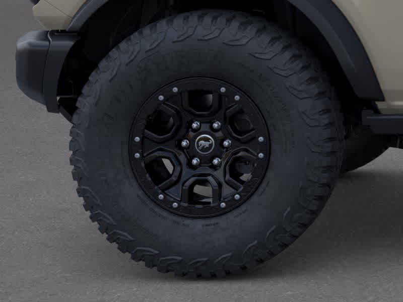 Thumbnail: 2025 Ford Bronco - 21