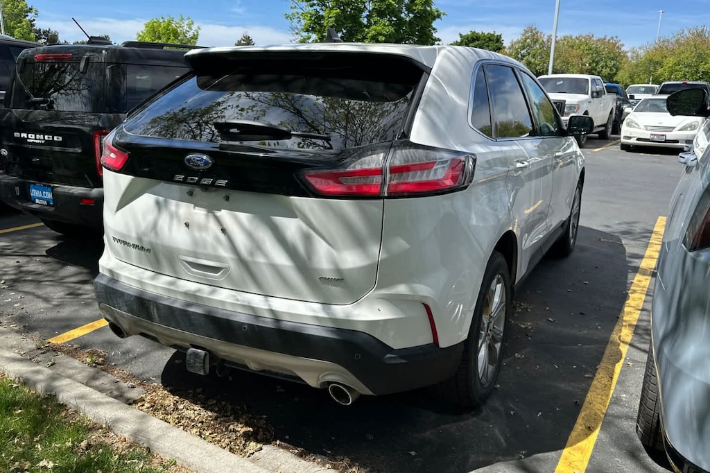 Used 2022 Ford Edge Titanium SUV