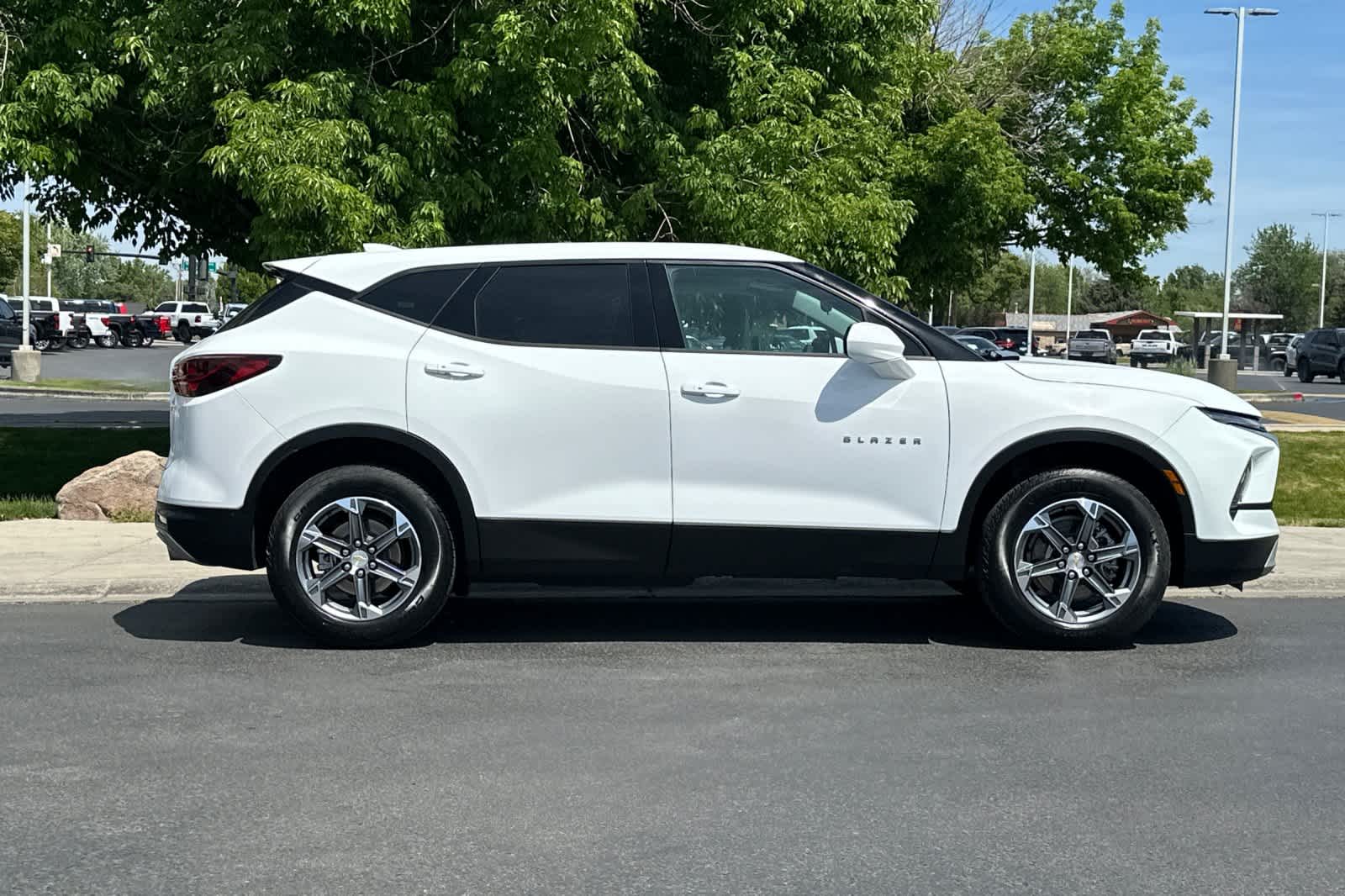 Thumbnail: 2025 Chevrolet Blazer - 8
