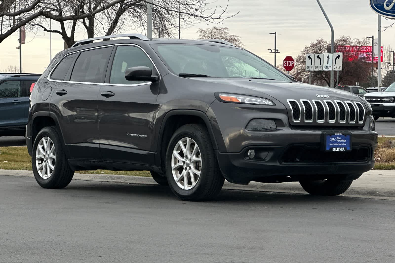Thumbnail: 2018 Jeep Cherokee - 9