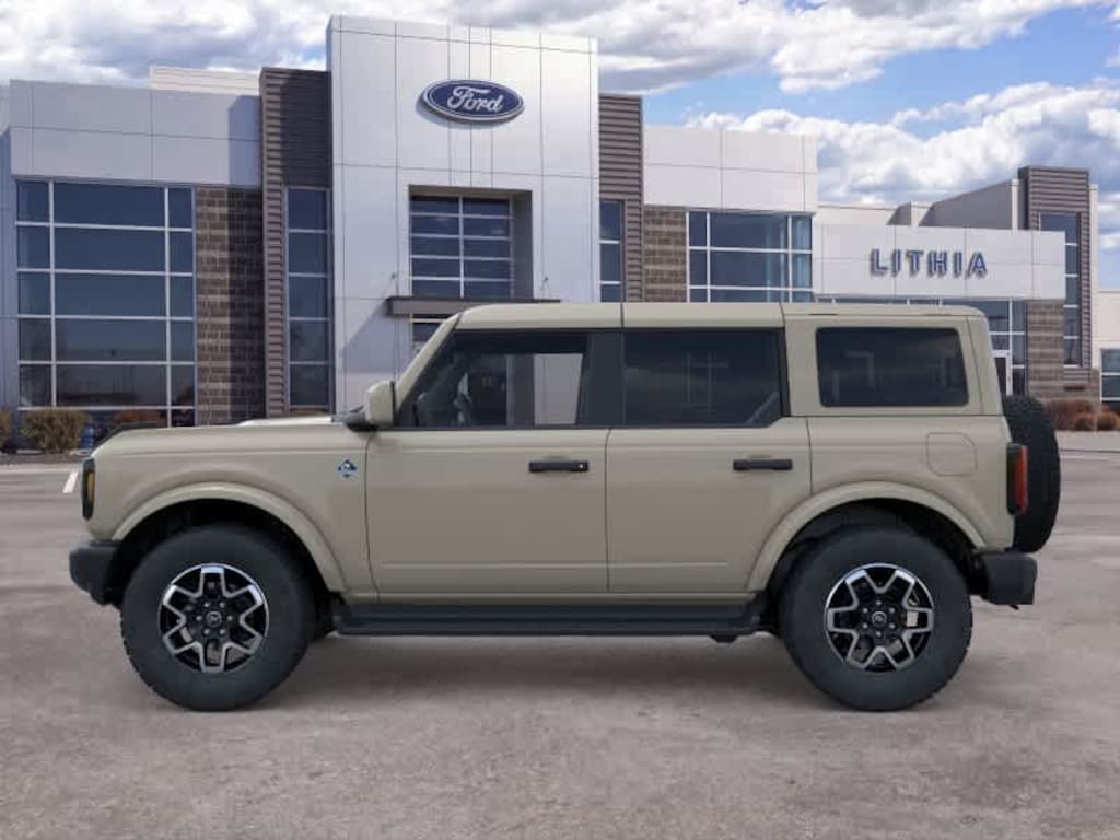 New 2026 Ford Bronco Outer Banks SUV