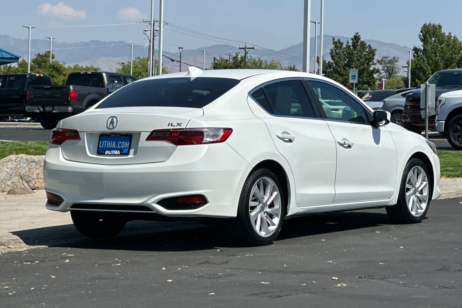 Thumbnail: 2017 Acura ILX - 2