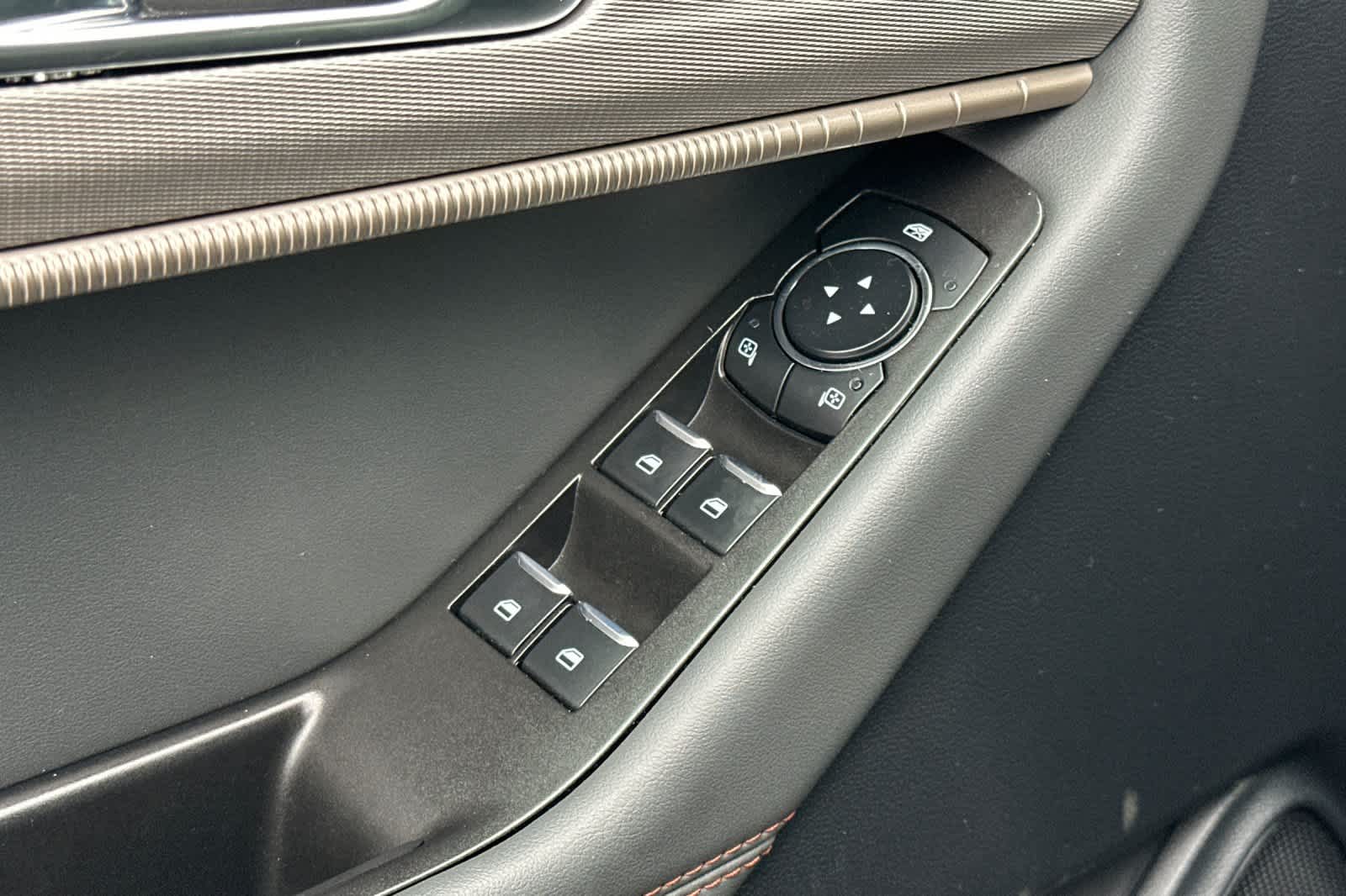 Thumbnail: 2025 Ford Explorer - 13