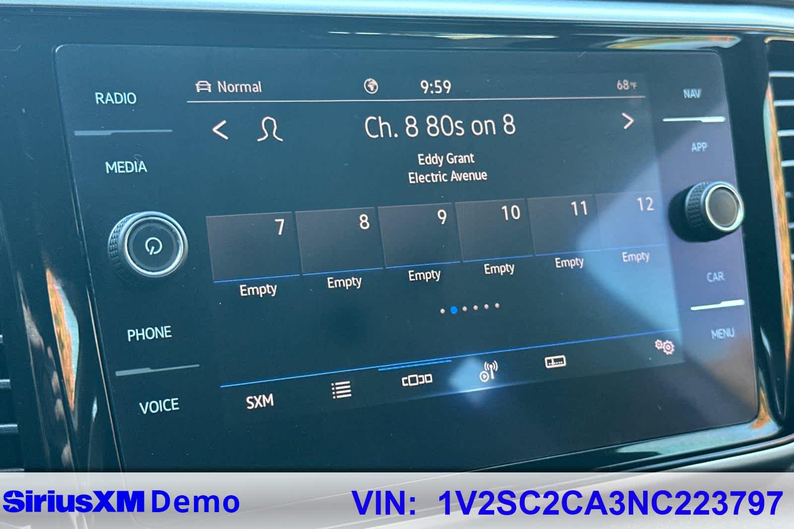 Thumbnail: 2022 Volkswagen Atlas - 28