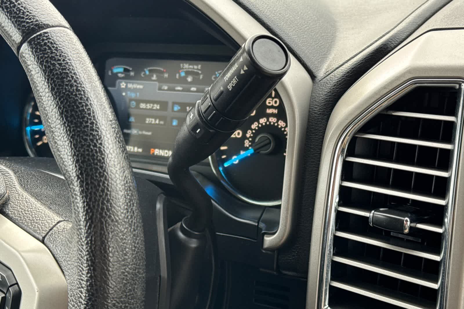 Thumbnail: 2015 Ford F-150 - 21