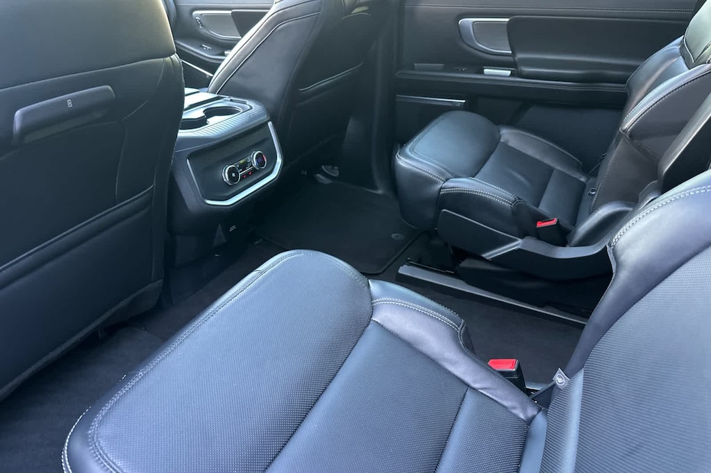 Certified 2025 Ford Expedition Max Platinum SUV