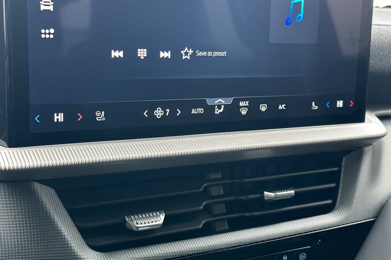 Thumbnail: 2026 Ford Explorer - 22