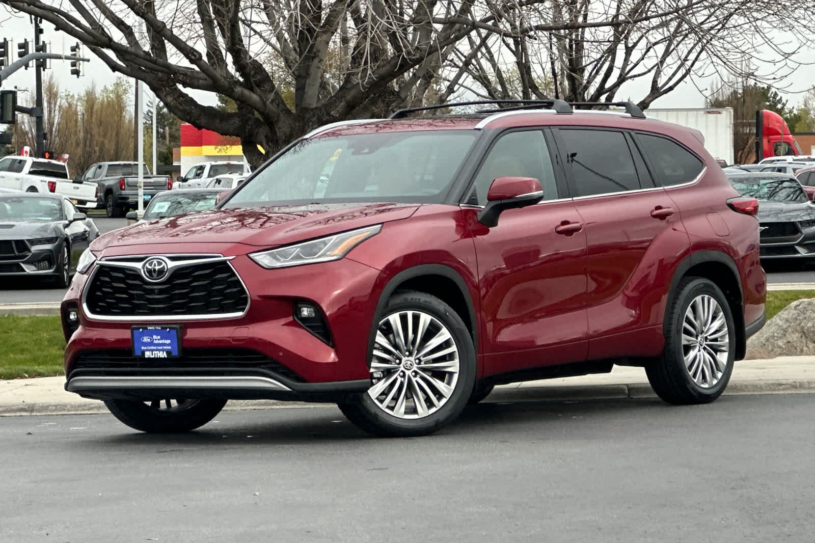 Thumbnail: 2023 Toyota Highlander - 1