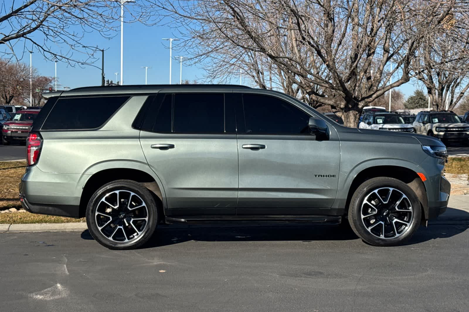 Thumbnail: 2023 Chevrolet Tahoe - 8