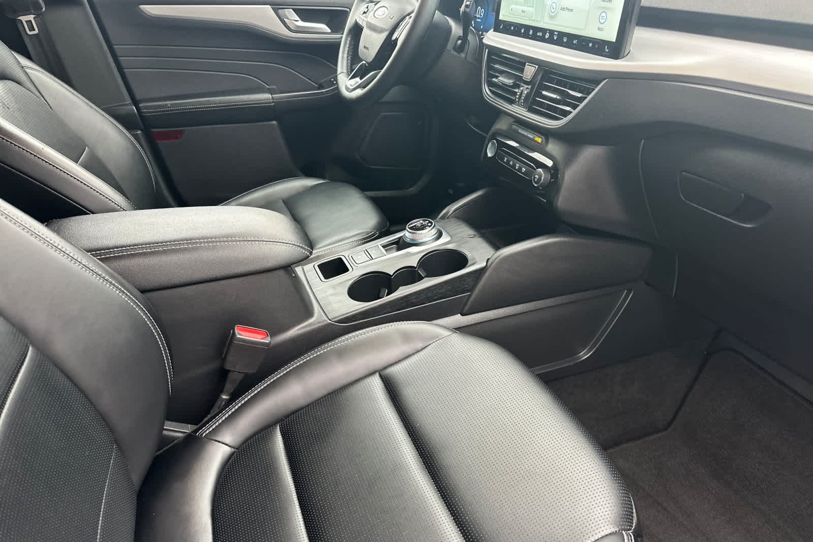 Thumbnail: 2025 Ford Escape - 16