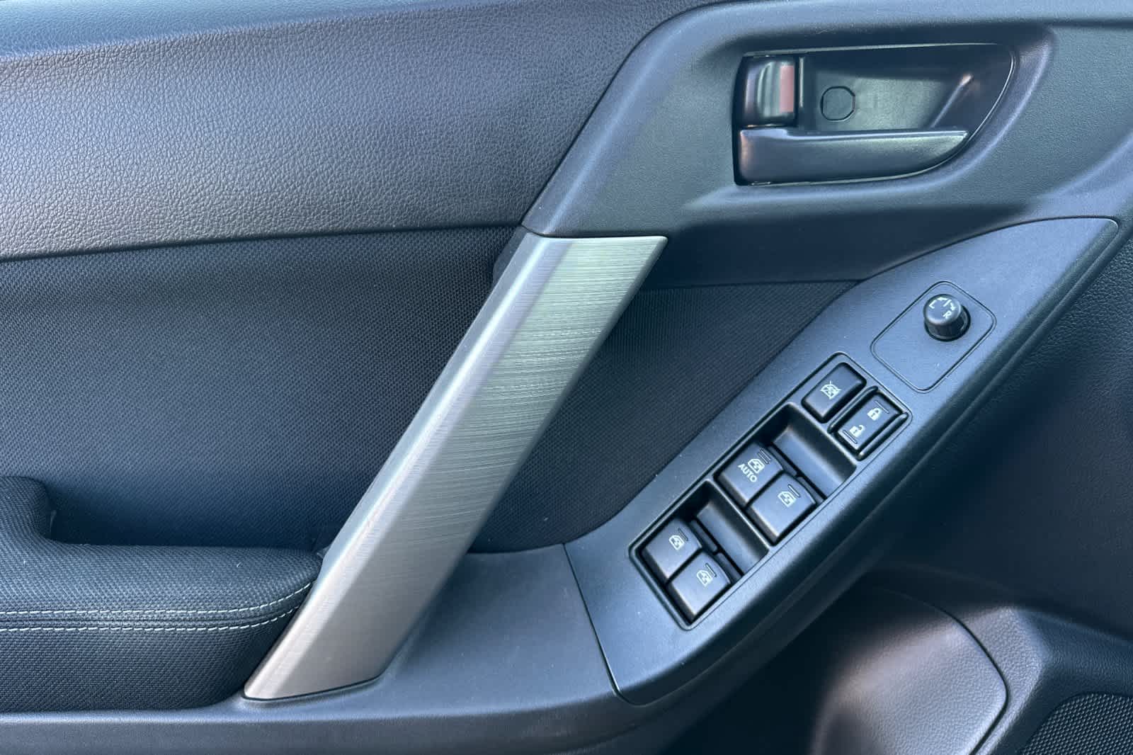 Thumbnail: 2014 Subaru Forester - 12