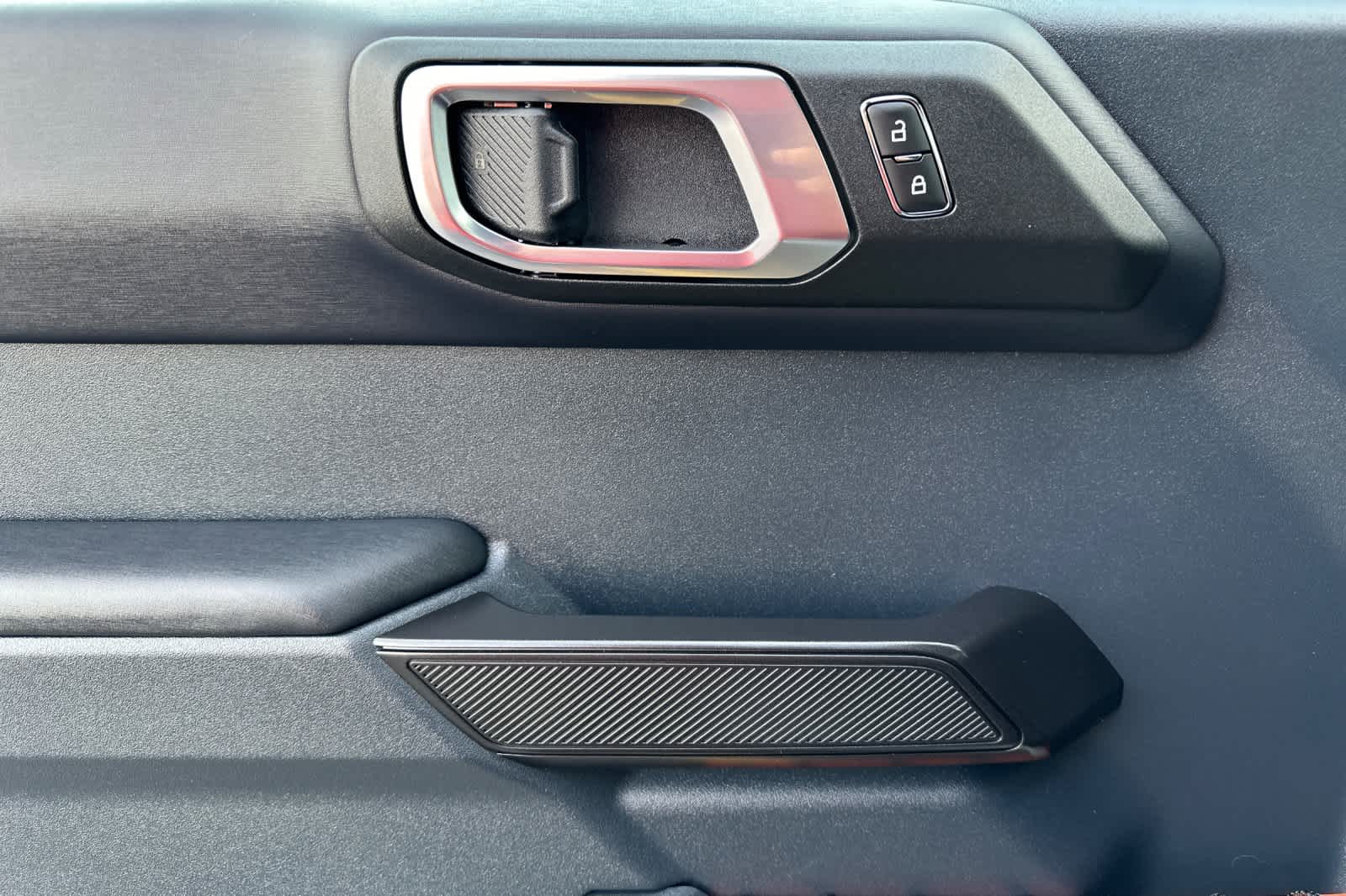 Thumbnail: 2023 Ford Bronco - 12