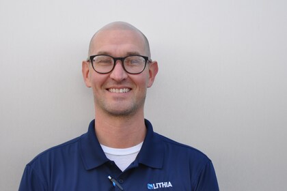 Staff member Nick Micheel from ID_93bf8fe1e34d