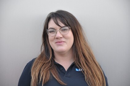 Staff member Sara Curry from ID_909d878d972b