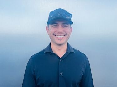 Staff member Steven Kent from ID_93bf8fe1e34d