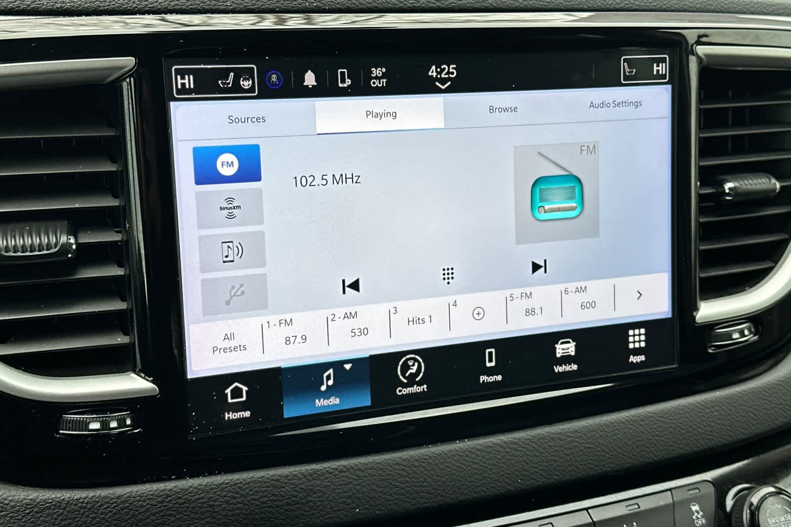 Thumbnail: 2024 Chrysler Pacifica - 19