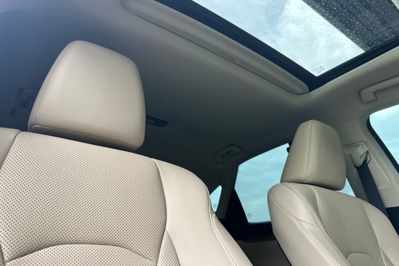 Thumbnail: 2022 Lexus RX - 17