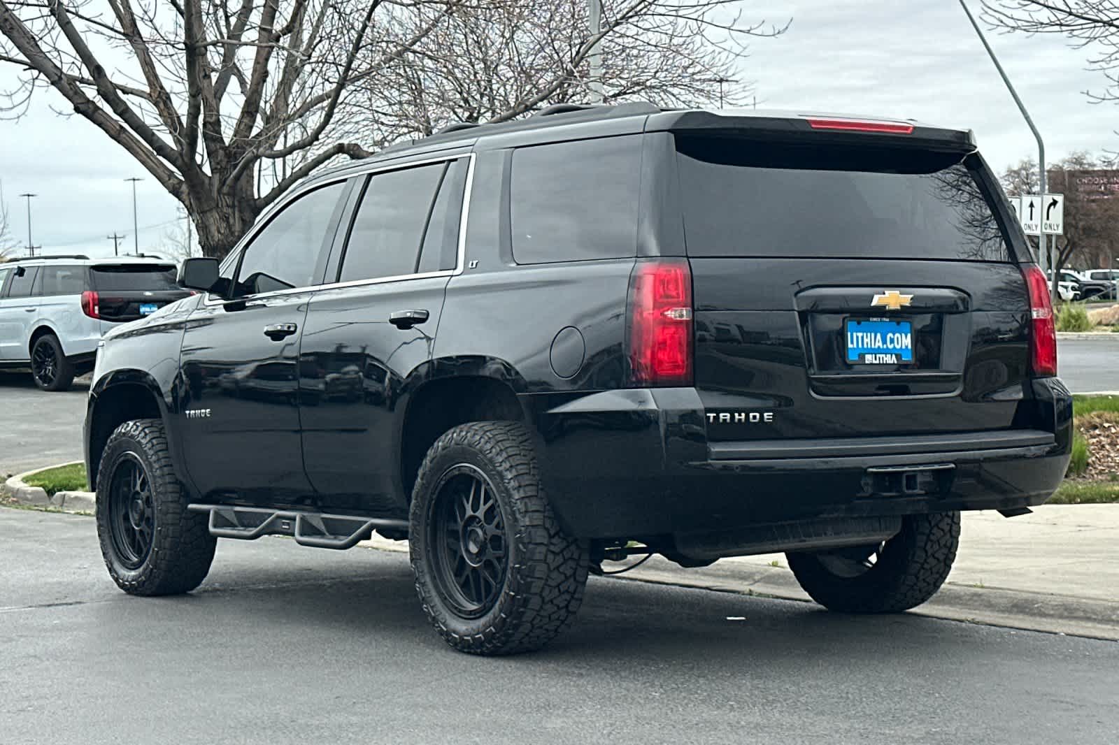 Thumbnail: 2018 Chevrolet Tahoe - 6