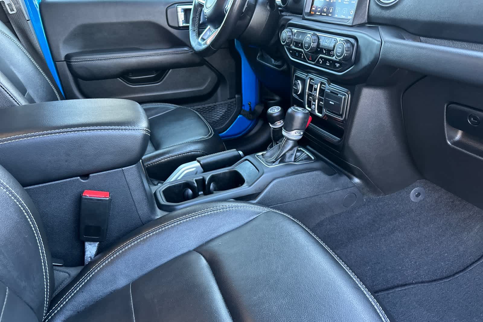 Thumbnail: 2021 Jeep Wrangler - 16