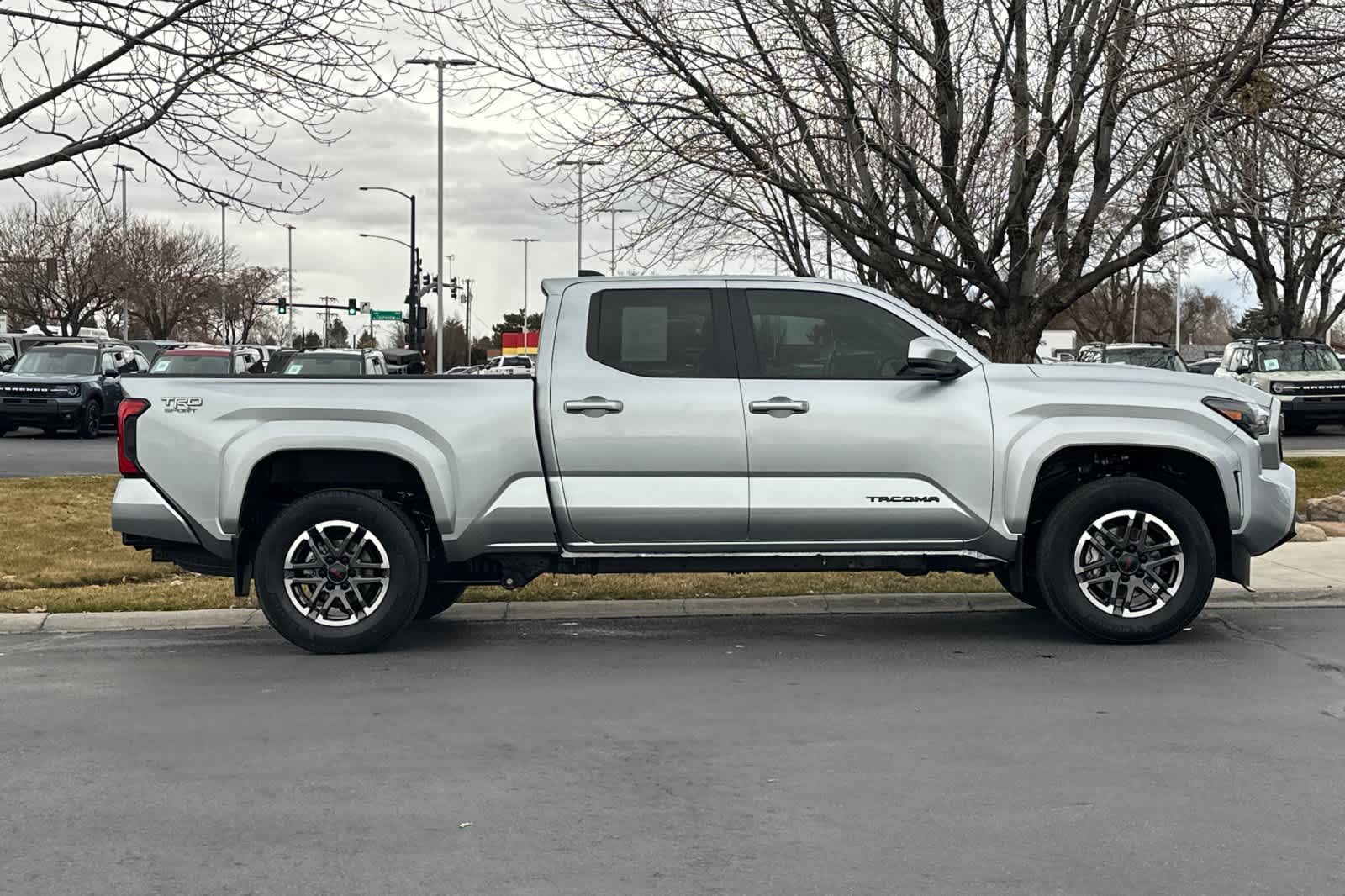 Thumbnail: 2024 Toyota Tacoma - 8