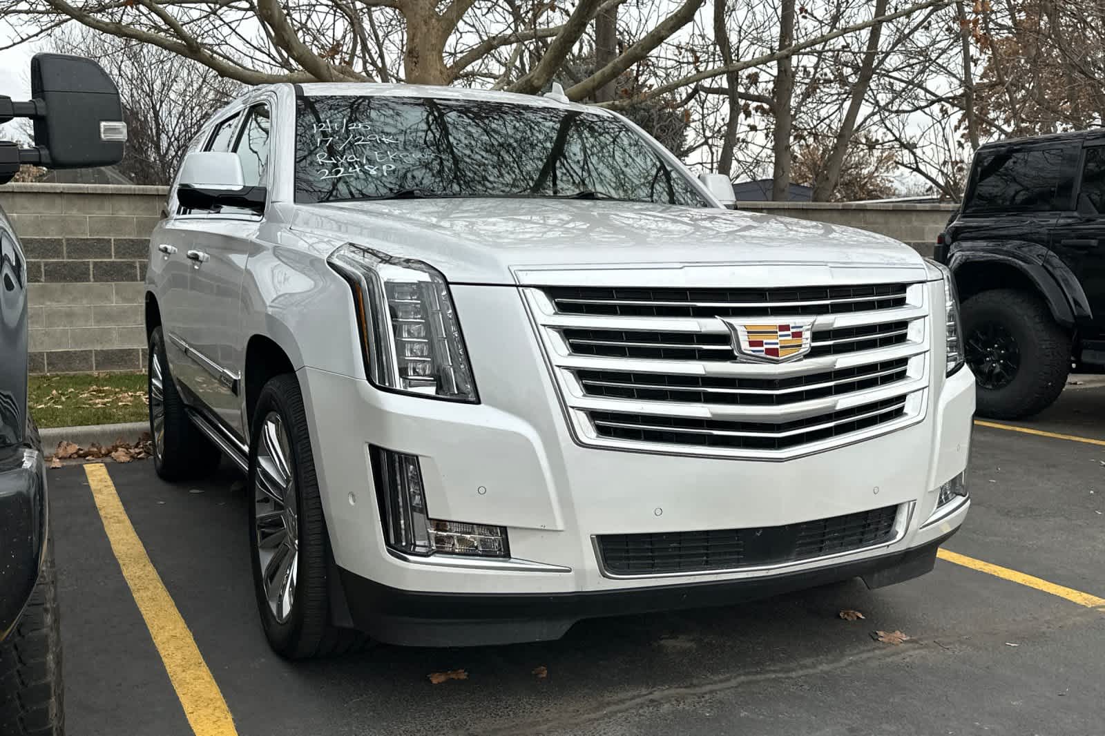 Thumbnail: 2017 Cadillac Escalade - 5