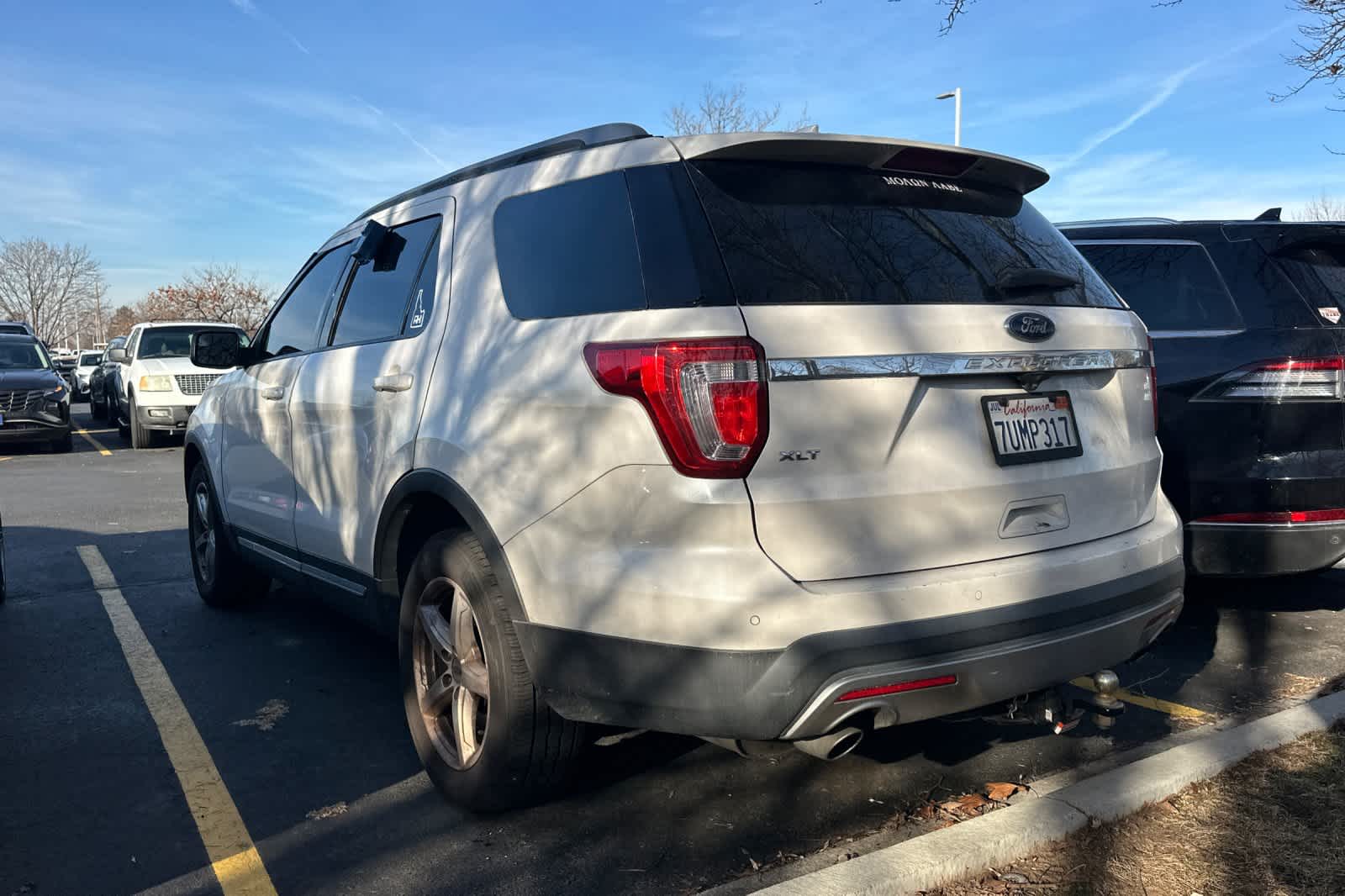Thumbnail: 2016 Ford Explorer - 3