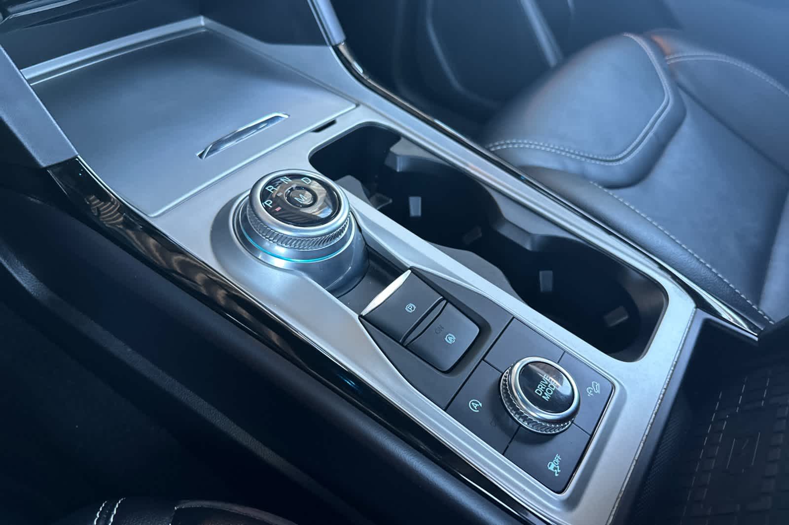 Thumbnail: 2023 Ford Explorer - 22