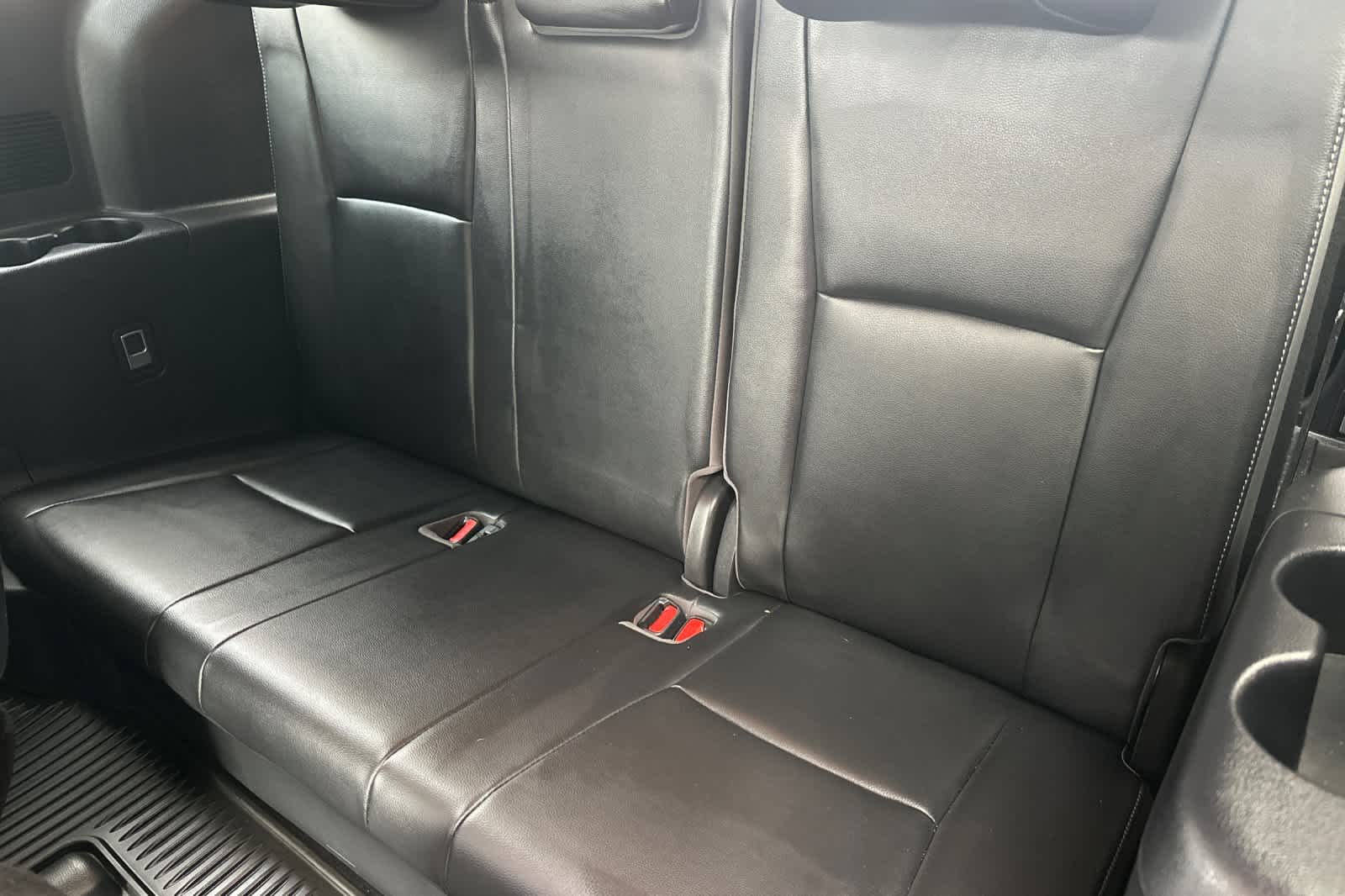 Thumbnail: 2020 Toyota Highlander - 15