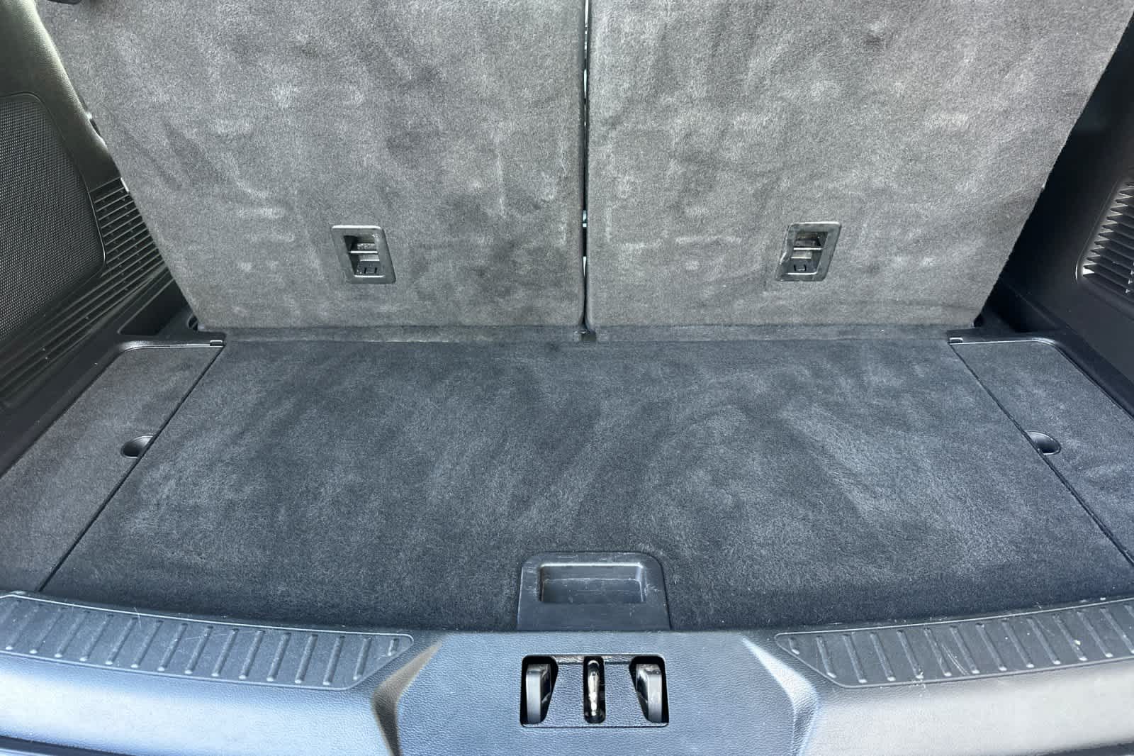 Thumbnail: 2021 Ford Explorer - 15