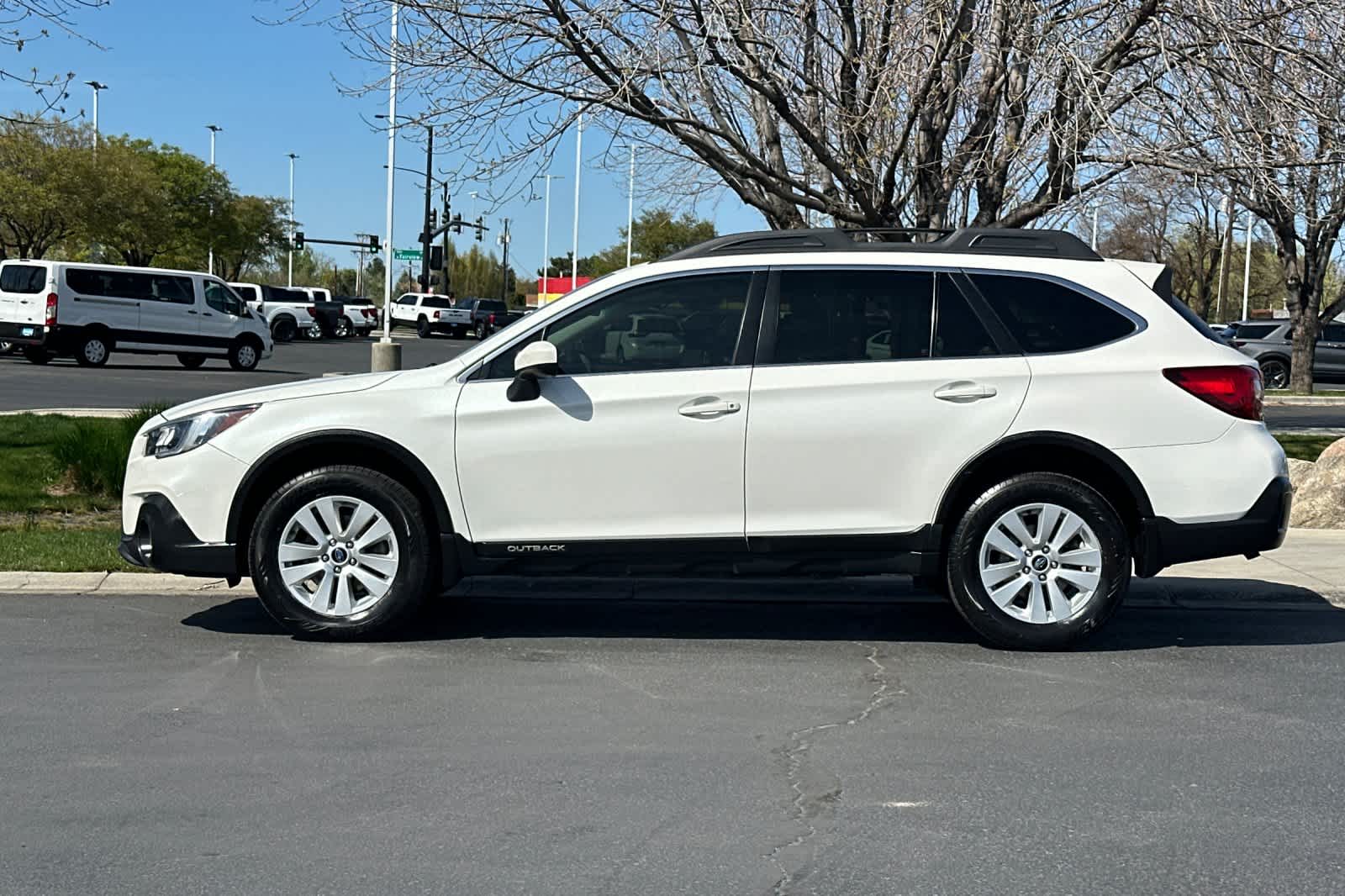 Thumbnail: 2018 Subaru Outback - 5