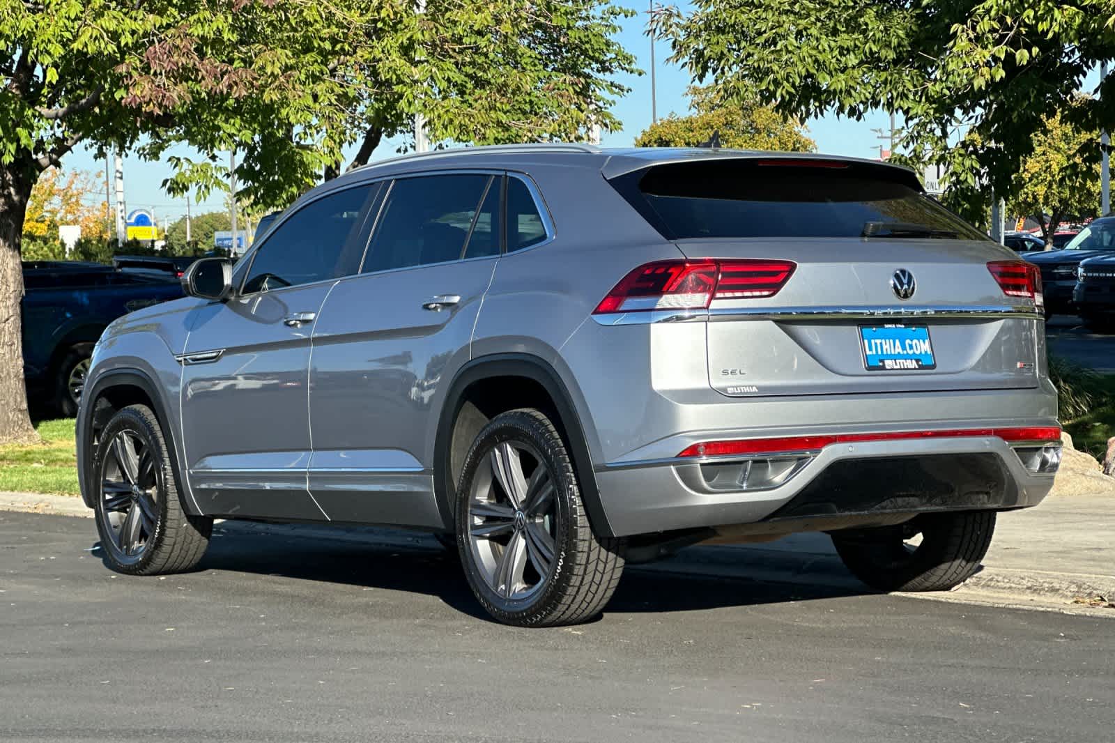 Thumbnail: 2022 Volkswagen Atlas - 6