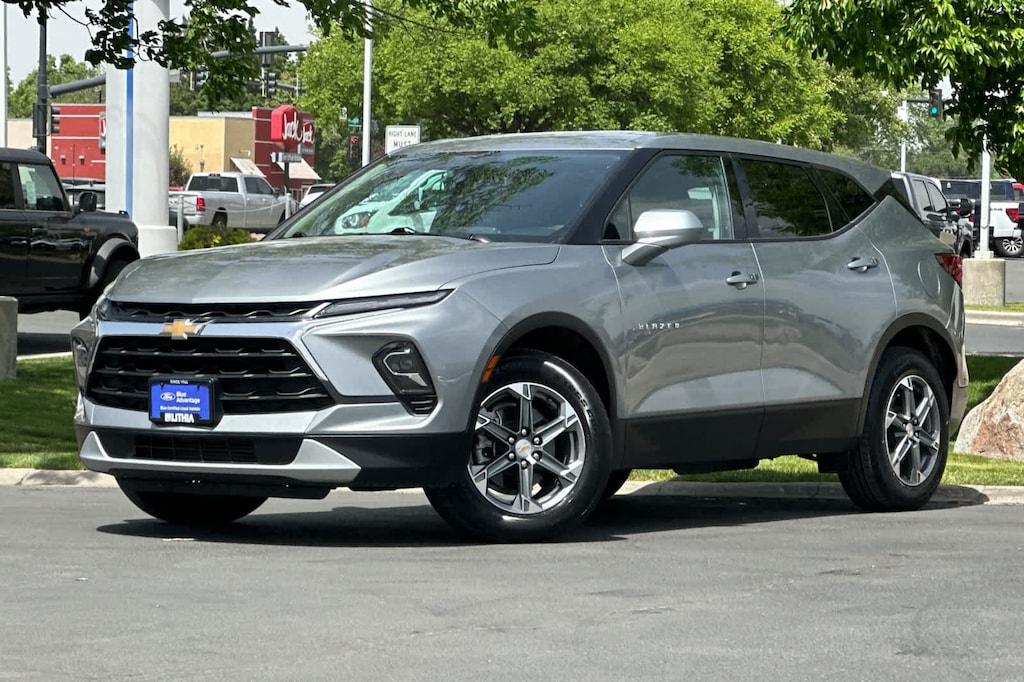 Used 2025 Chevrolet Blazer LT w/2LT SUV