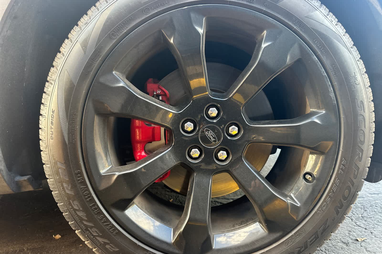 Thumbnail: 2020 Ford Explorer - 7
