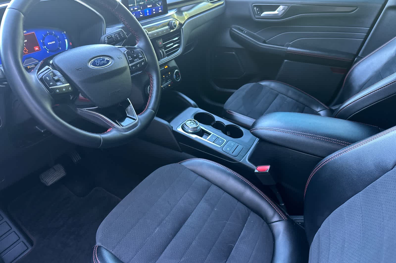 Thumbnail: 2022 Ford Escape - 11